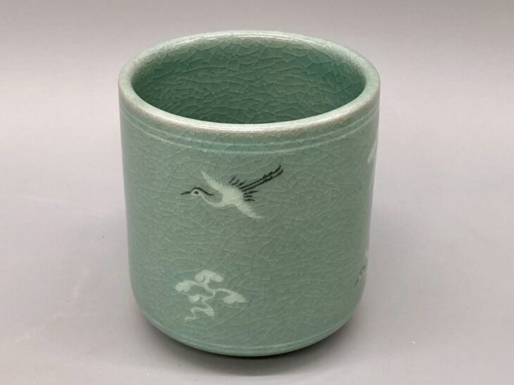 初代柳海剛 高麗青磁 透彫鳳凰図平壺 初代柳海剛 高麗青磁 透彫鳳凰図