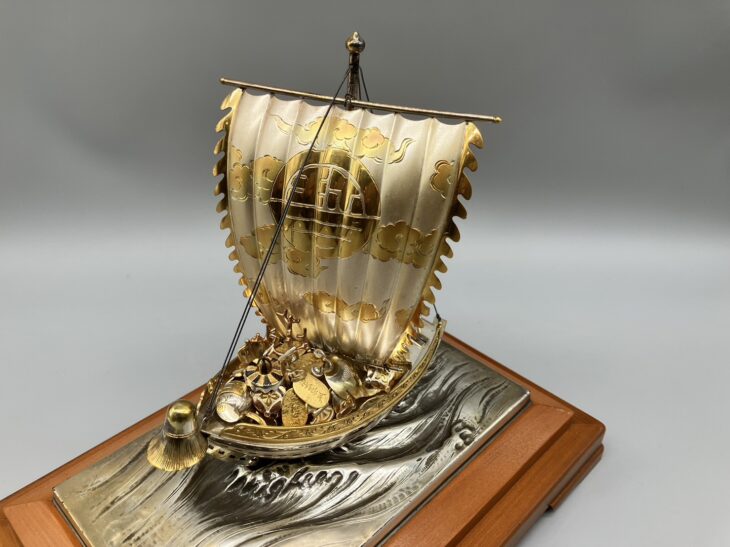 関武比古 作『銀製 宝船』 ｜骨董品買取 緑和堂