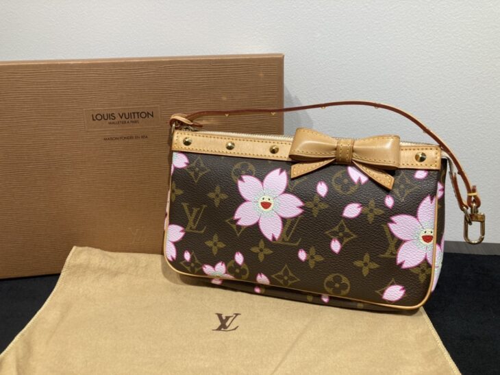 LOUIS VUITTON『アクセソワール チェリーブロッサムライン 』 買取価格