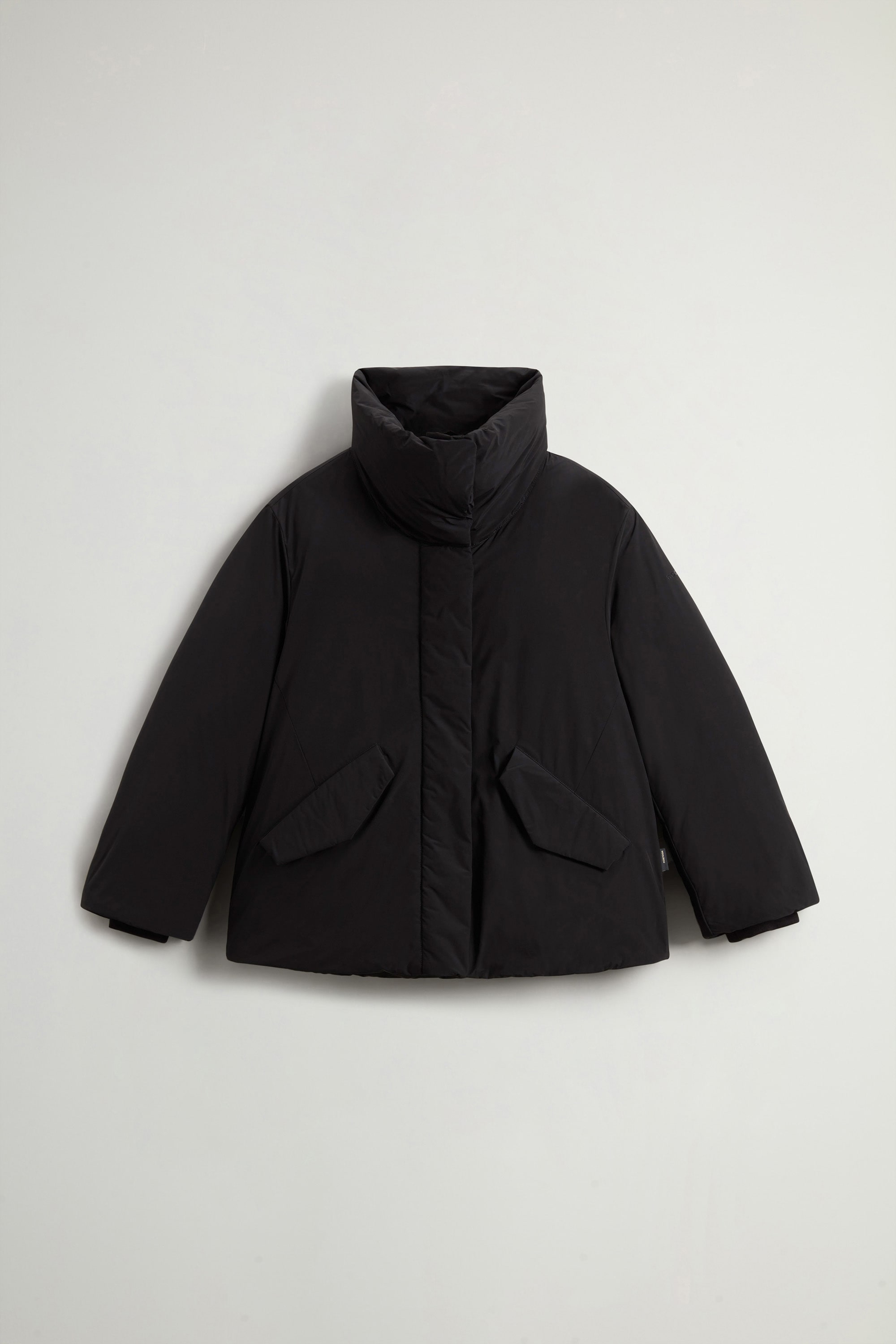 ラグジュアリー コクーン ジャケット｜WOOLRICH（ウールリッチ）公式