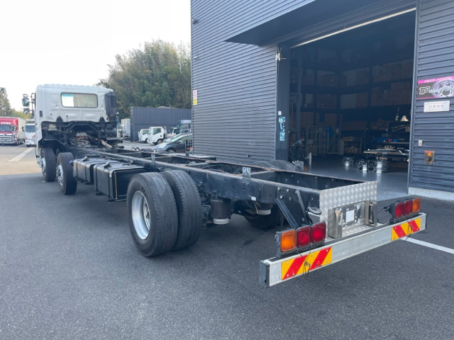 日野 グランドプロフィア キャブシャーシ - WORLD TRADE株式会社[広島