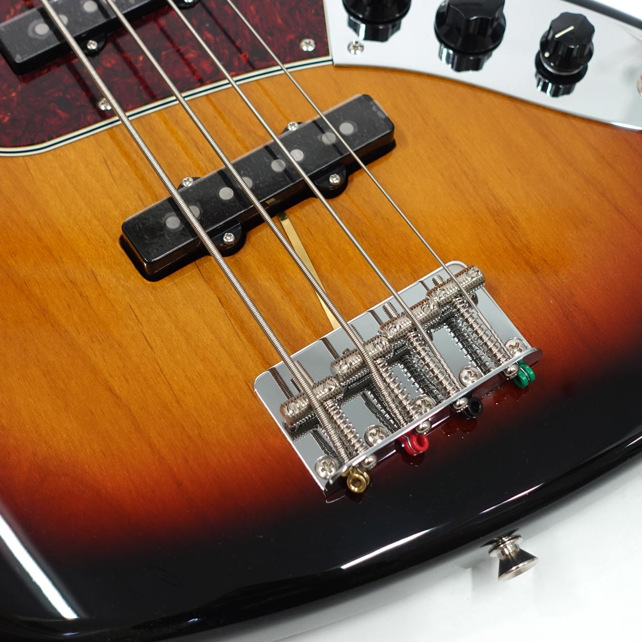 Fender フェンダー Made in Japan Heritage 60s Jazz Bass / 3CS