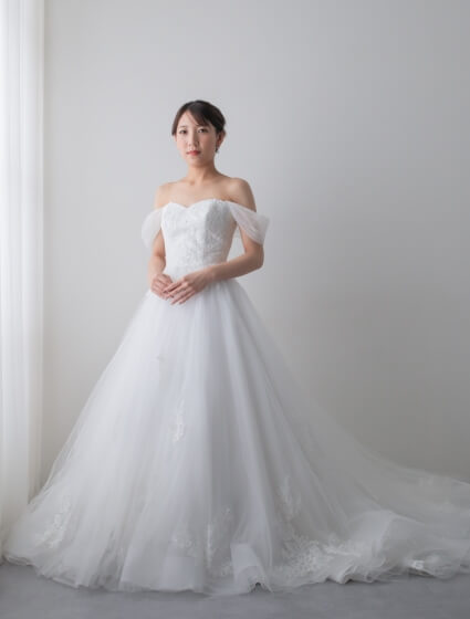 ドレスギャラリー｜横浜ベイフォトスタジオ｜前撮り・フォト