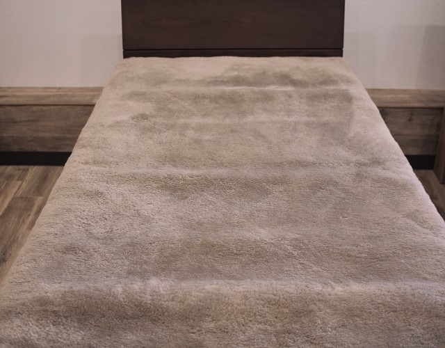 日本ムートンシーツ 35mm 高密度 セミダブル ｜岐阜県寝装のわた勇