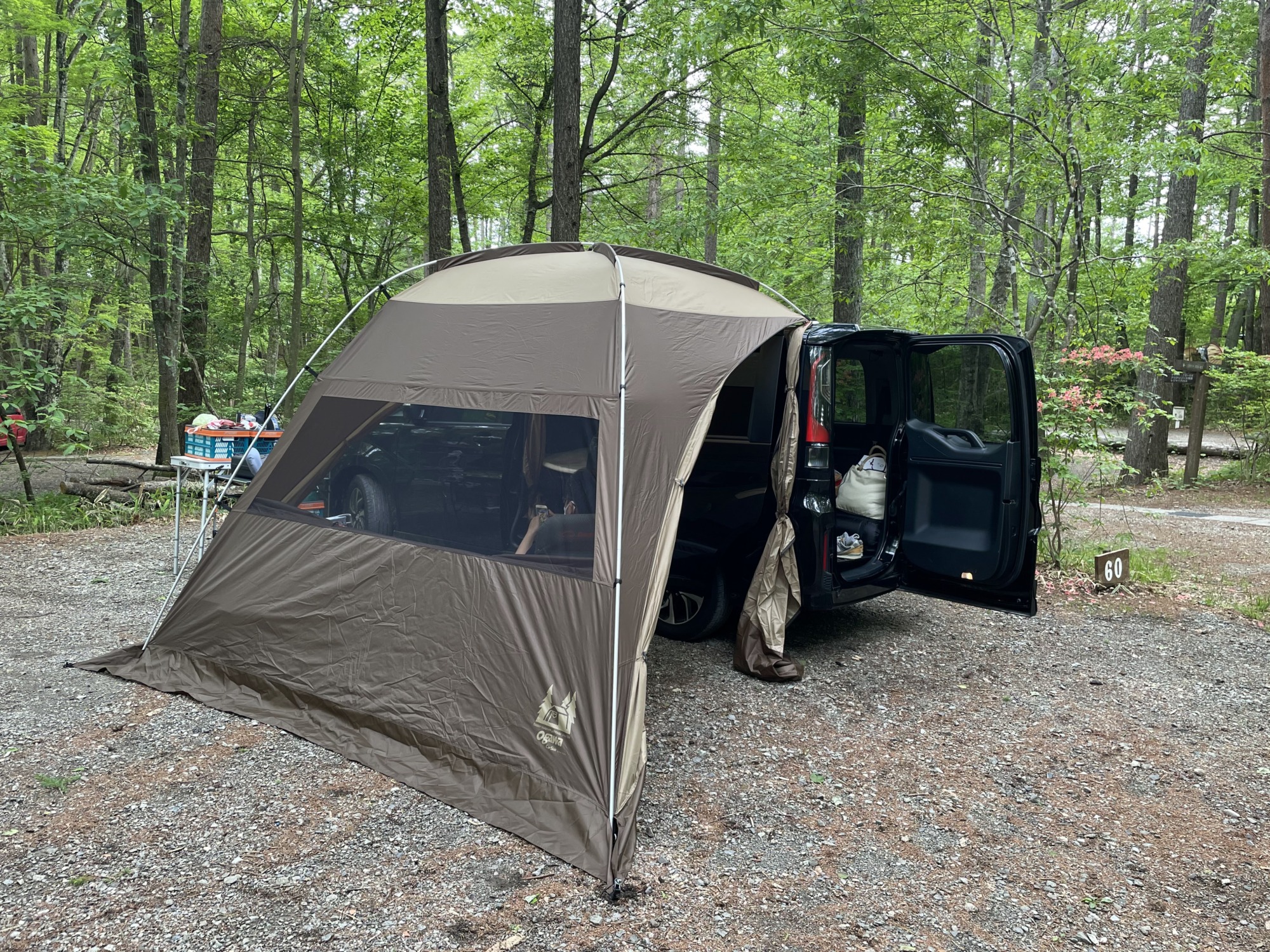 車中泊の雰囲気UP! オガワ・カーサイドシェルターの仕様と注意ポイント