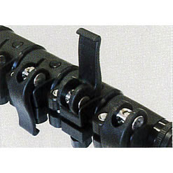 高所点検伸縮アルミポール(7m)/M3670ALE-7304S | シロ産業 |