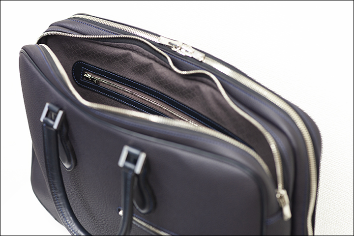 Wマチブリーフケース・WEBBER（ウェーバー）についてのお話