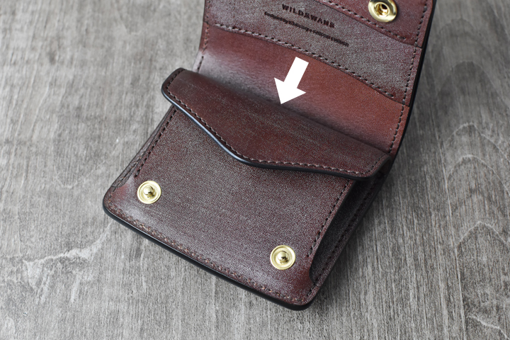 フルグレインブライドルレザーの特別カラーを用いた革小物についての