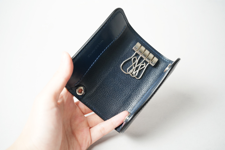 Introducing the captivating French Navy series of Saddle Pull-Up