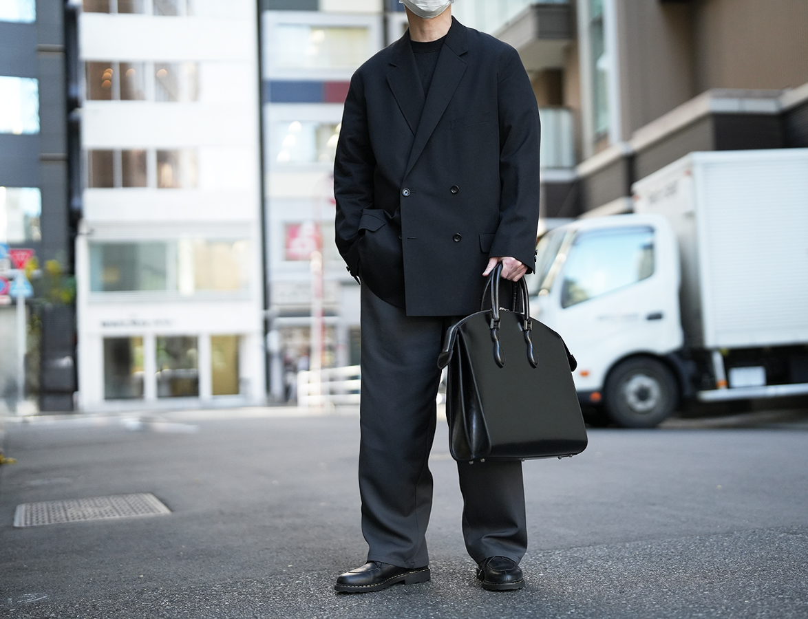 ブリーフケース・SADDLE PULL UP CIRCULO（サーキュロ）についてのお話