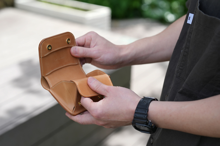 強靭かつナチュラルなバスタン&フィスシリーズ | WILDSWANS(ワイルド