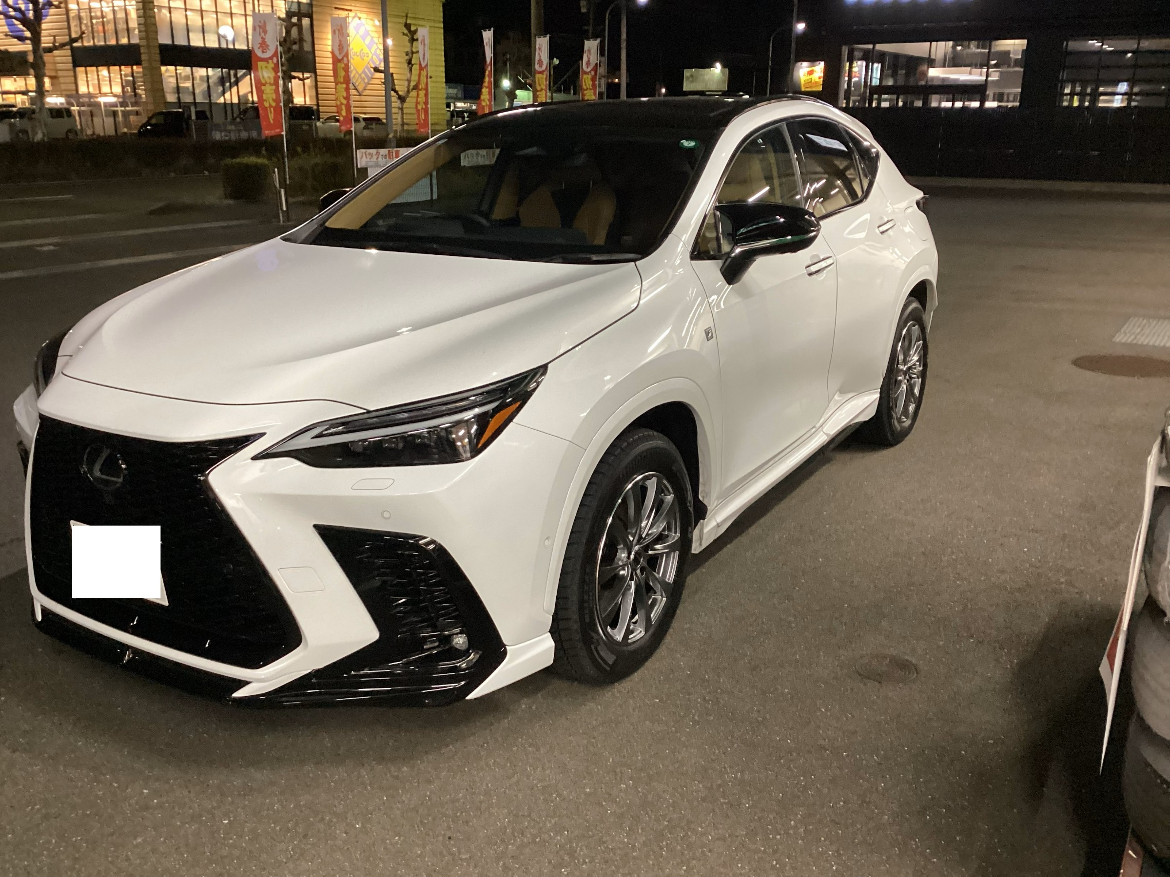 レクサス NX スタッドレスタイヤ(空気圧センサー） 交換作業 | 店舗お