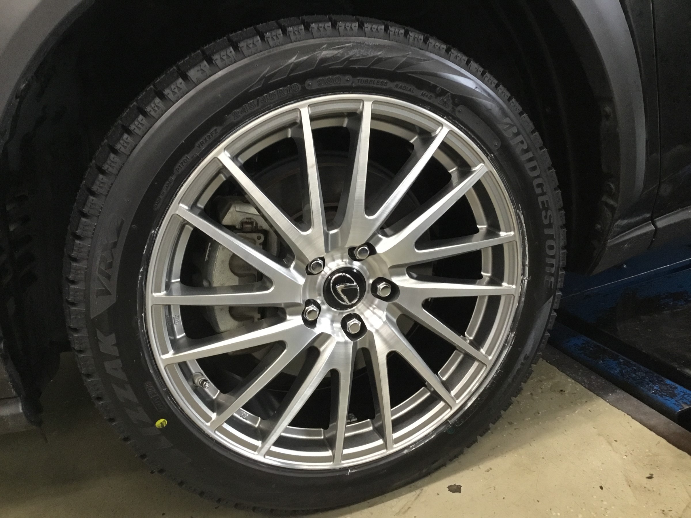 レクサスNXスタッドレスセット | 店舗おススメ情報 | タイヤ館 池上