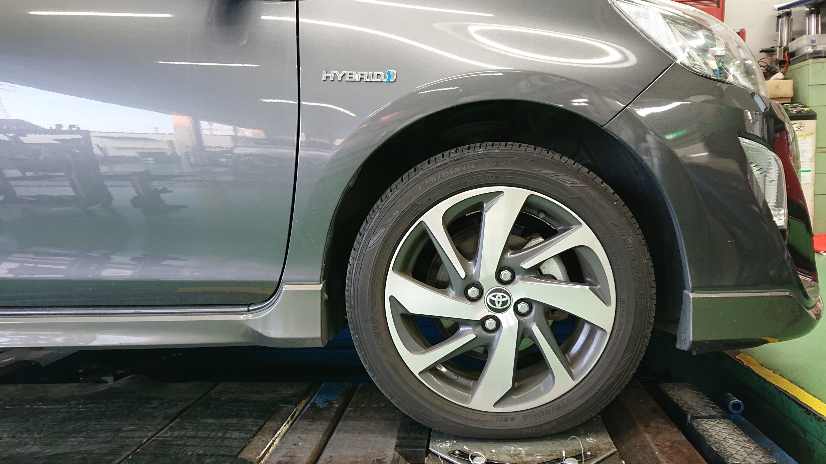 トヨタ・NHP10アクア スタッドレスタイヤ＆ホイールセット！ | 店舗お