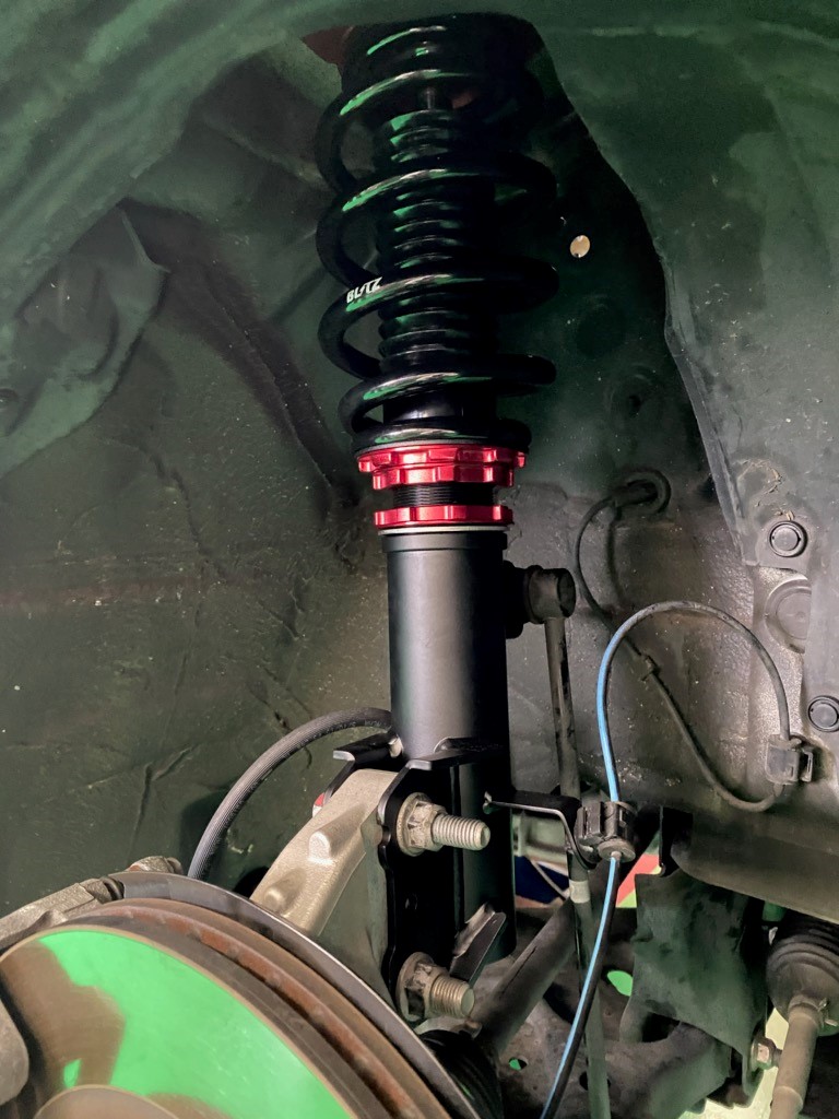 スバル インプレッサG4（GK7） ブリッツ車高調 DAMPER ZZ-R 取付