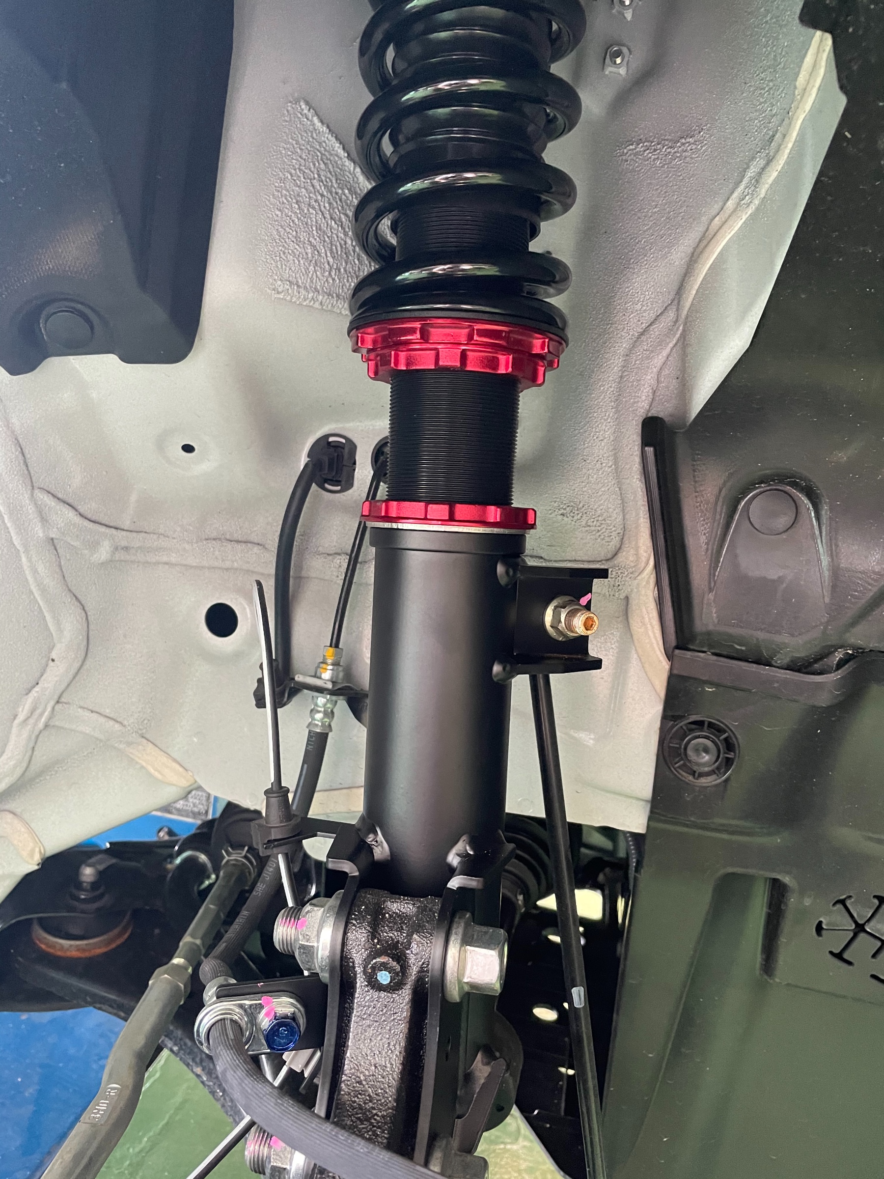 新型ヴェゼル(RV5) 車高調取付 BLITZ ZZ-R | 店舗おススメ情報