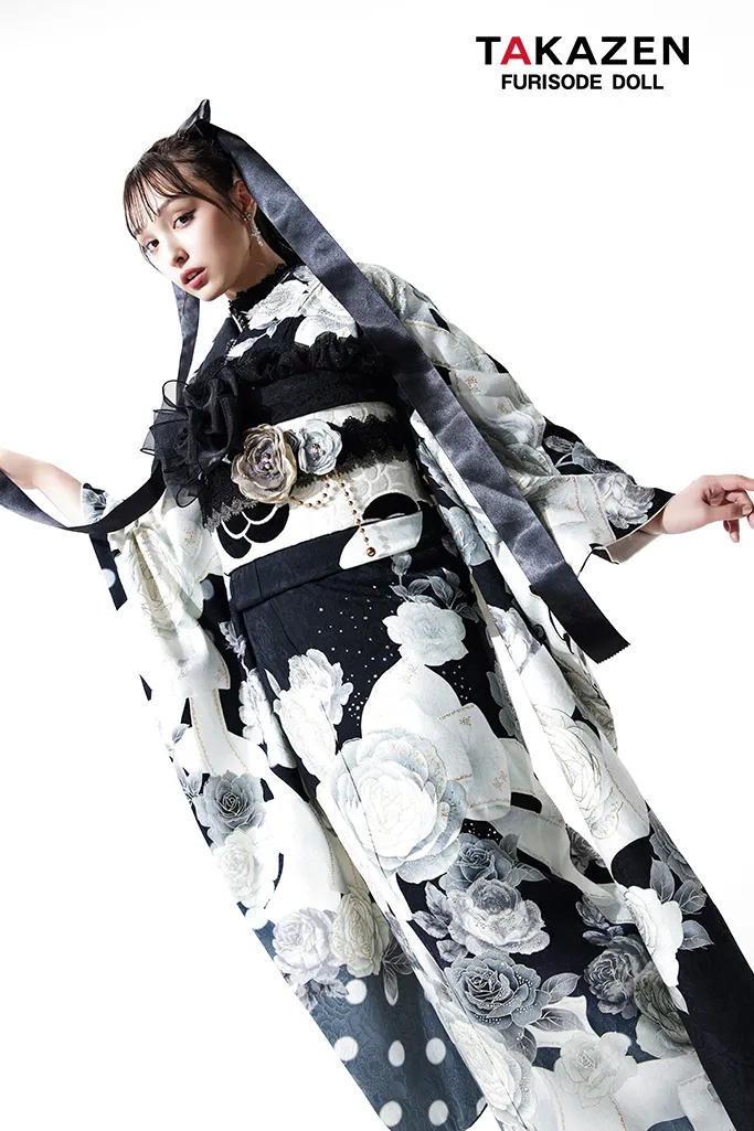 ヘップバーン 白/黒 バラ柄/リボン柄 かわいい キラキラ振袖 ハイ