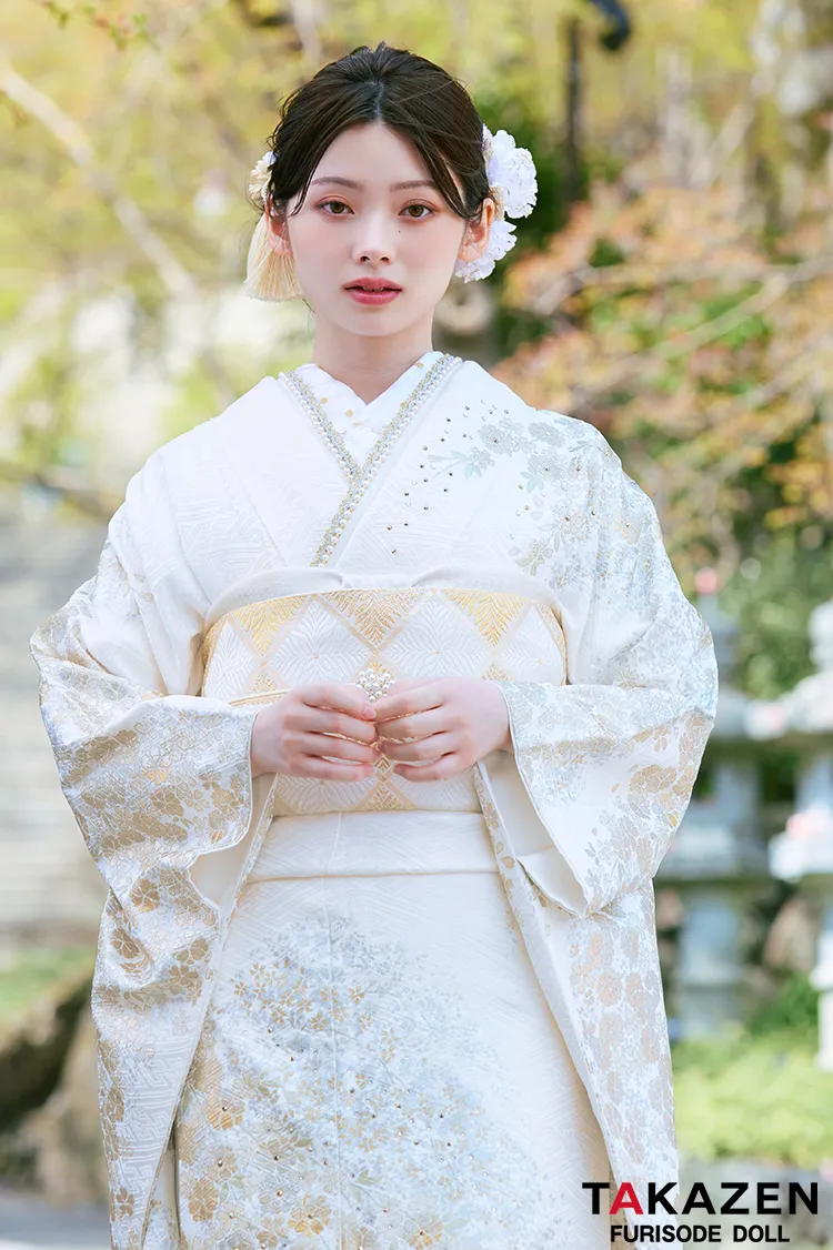 高級古典 白金/白地 桜柄 きれいめ 柄小さめ エレガント 上品 綺麗系