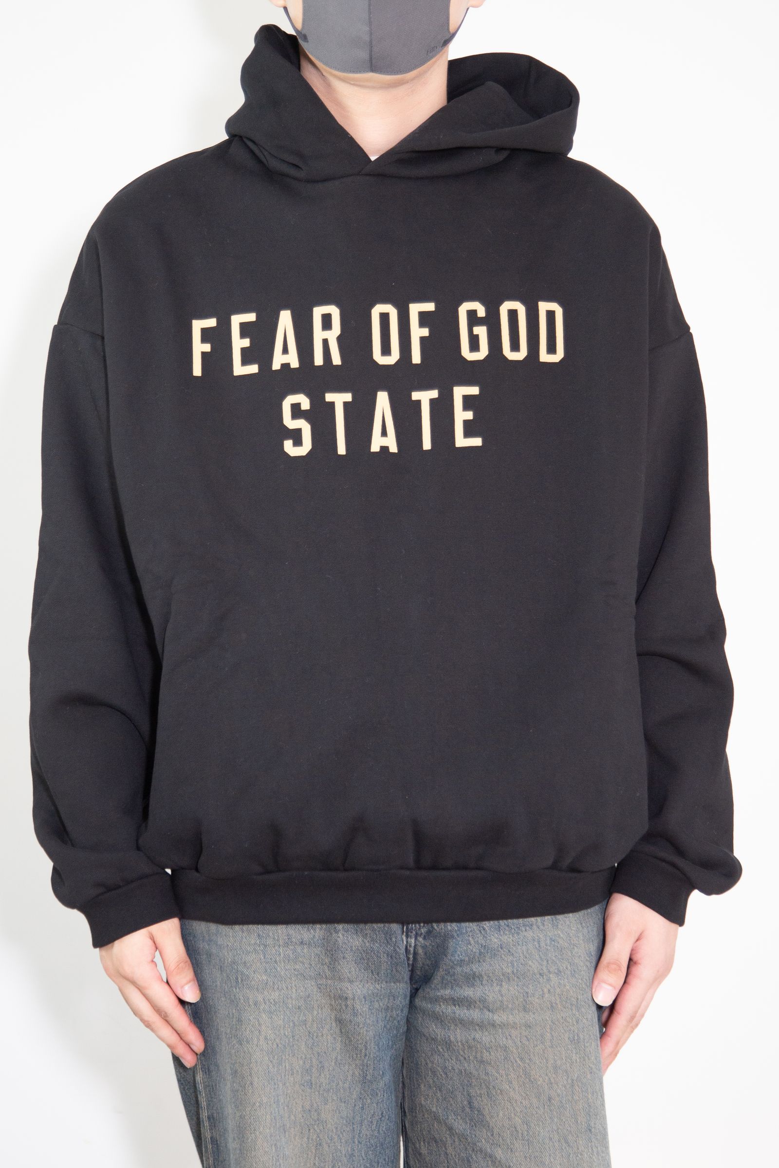FOG ESSENTIALS - 24FW STATE LOGO SWEAT HOODIE / ブラック | Tempt