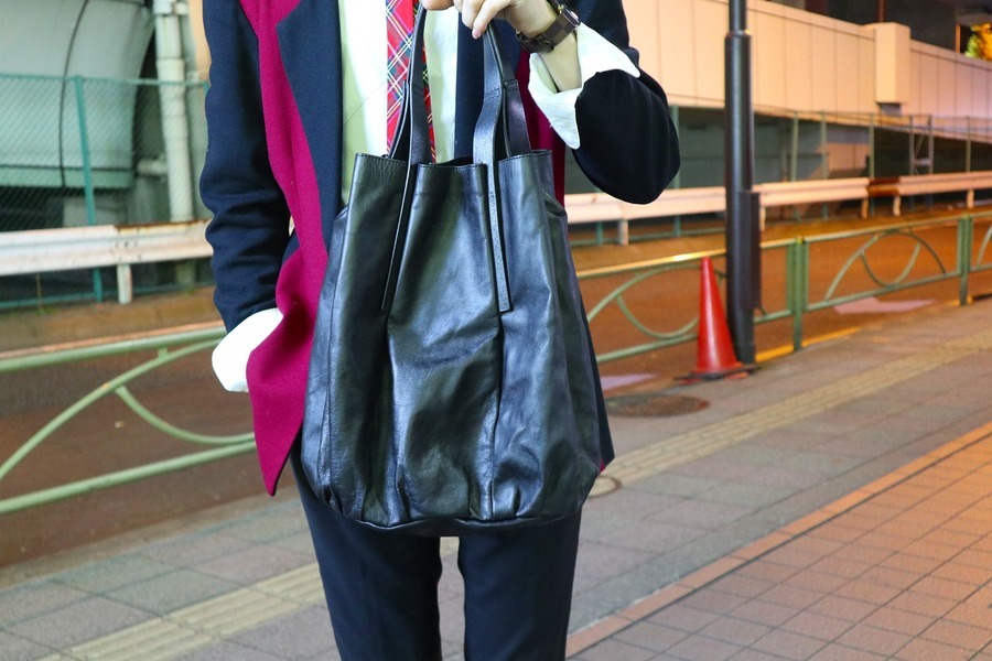 Yohji Yamamoto + NOIR/ヨウジヤマモト プリュス ノアール】よりホース