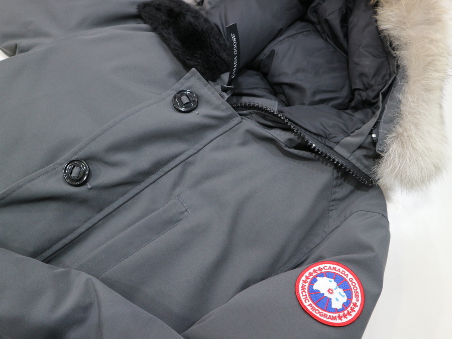 最高品質ダウン【CANADA GOOSE／カナダグース】グレーの
