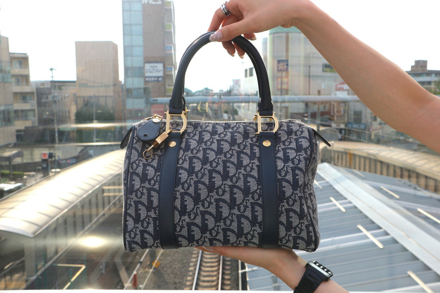 インポートブランド【Christian Dior/クリスチャン ディオール】より