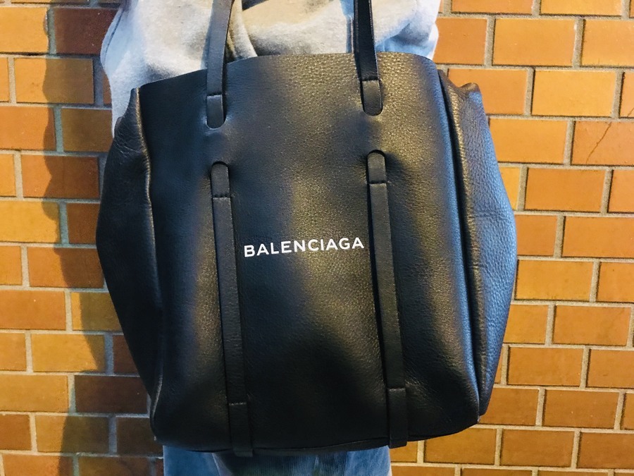 BALENCIAGA/バレンシアガ】エブリデイトートXSのご紹介。[2020.10.19