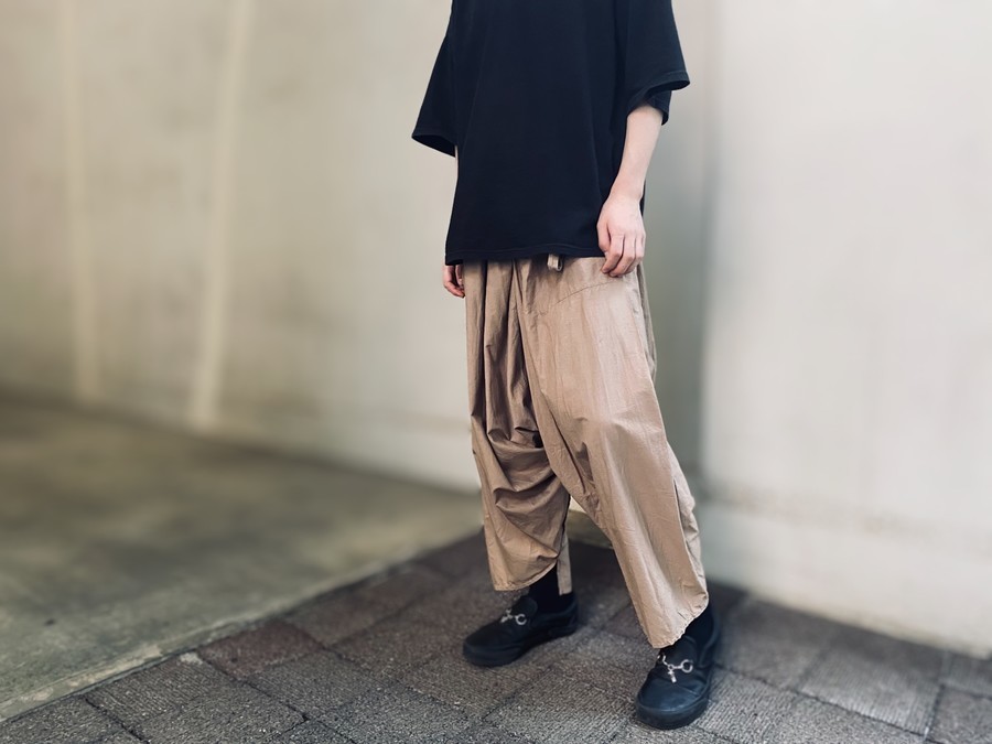 人気ブランド【me ISSEY MIYAKE/ミー イッセイ ミヤケ】よりサルエル