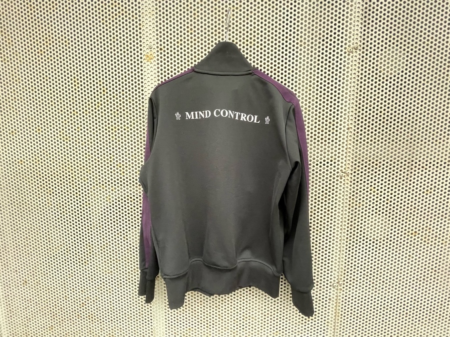 人気コラボ【Palm Angels × MONCLER】よりトラックジャケットを買取