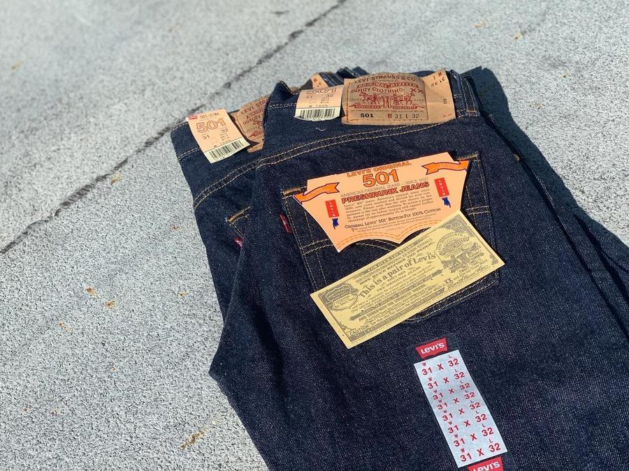 希少品】LEVI'S・501デニムパンツ ・USA製最終時期 2001年製・デッド