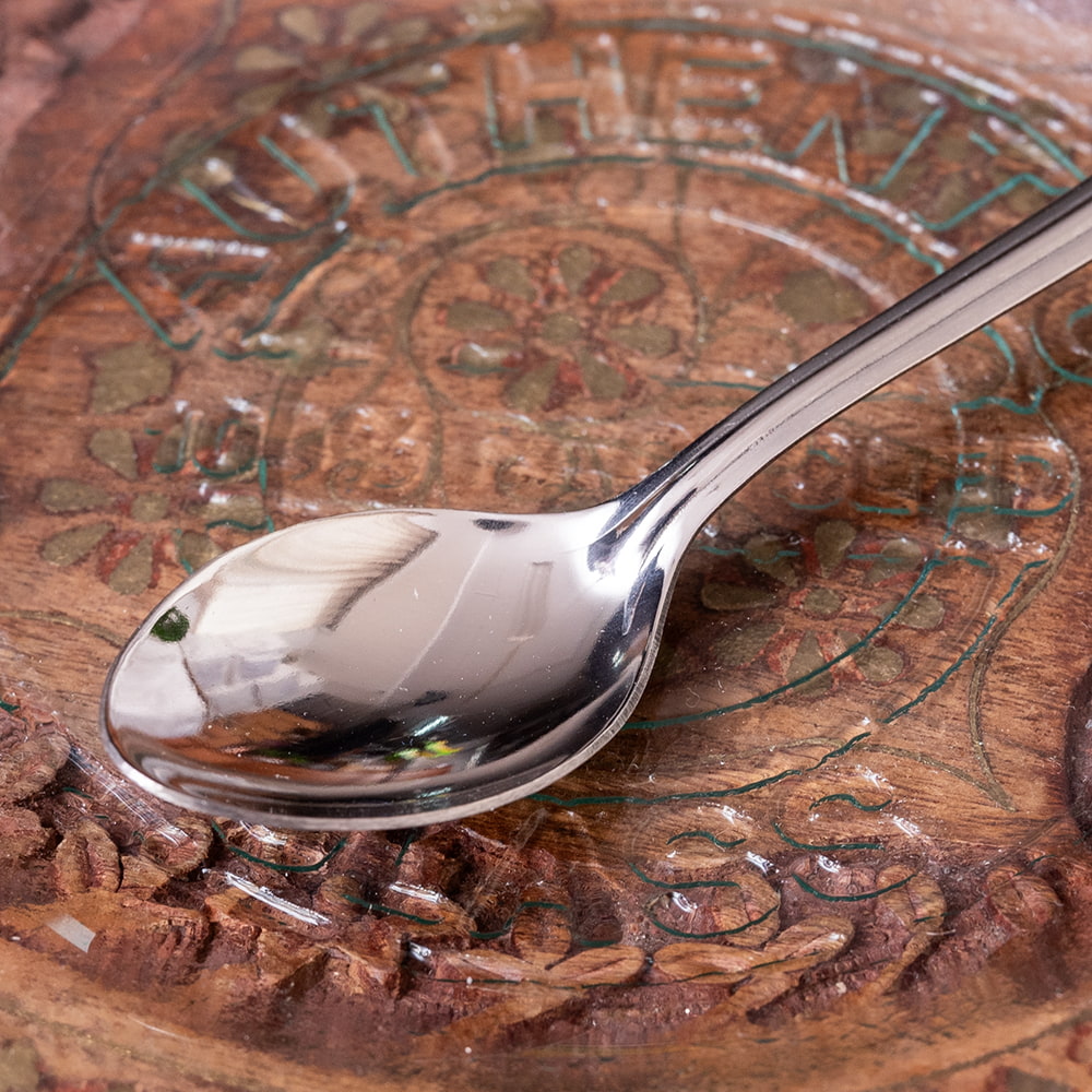 レトロな雰囲気漂う インド製 ソーダスプーン 柄が長い クリームソーダ