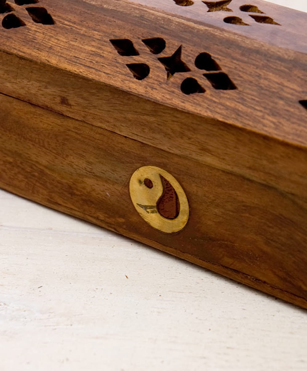 シーシャムウッド 山型お香立て - 陰陽 の通販 - TIRAKITA.COM