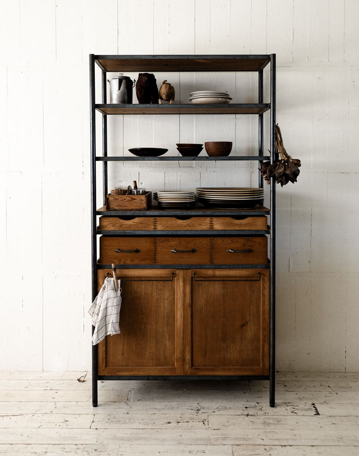 SUTTO TABLE | TRUCK FURNITURE