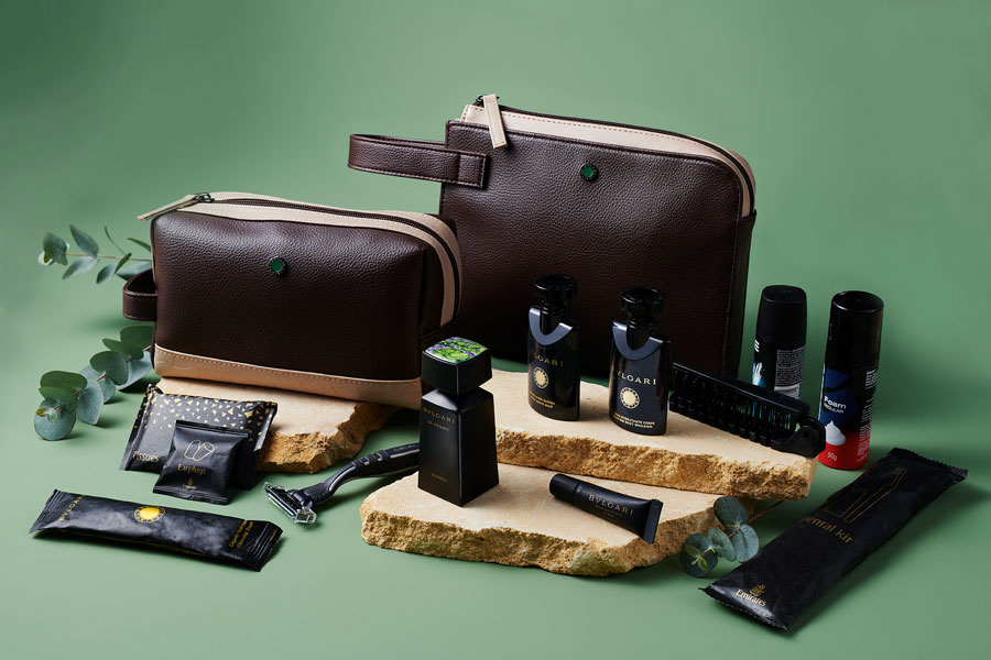 エミレーツ航空、ブルガリとコラボの夏限定アメニティキット提供