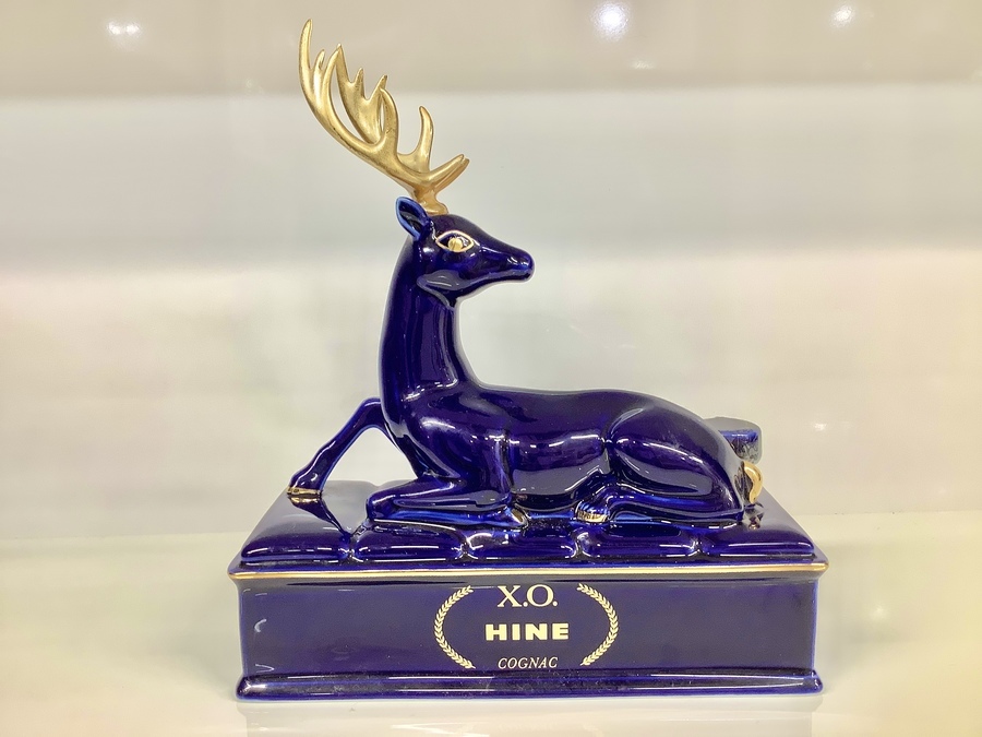 未開封品】HINE(ハイン)よりコニャックXO 鹿ボトルが入荷致しました