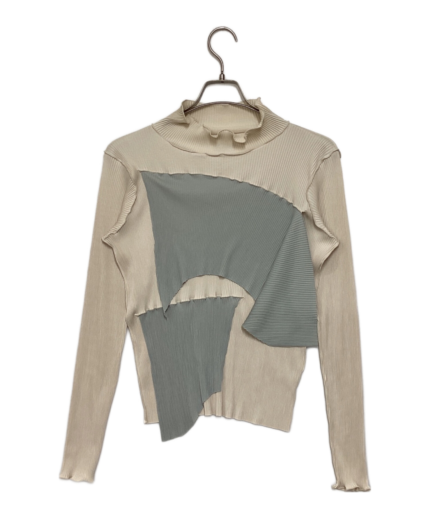 中古・古着通販】kotohayokozawa (コトハヨコザワ) プリーツカットソー