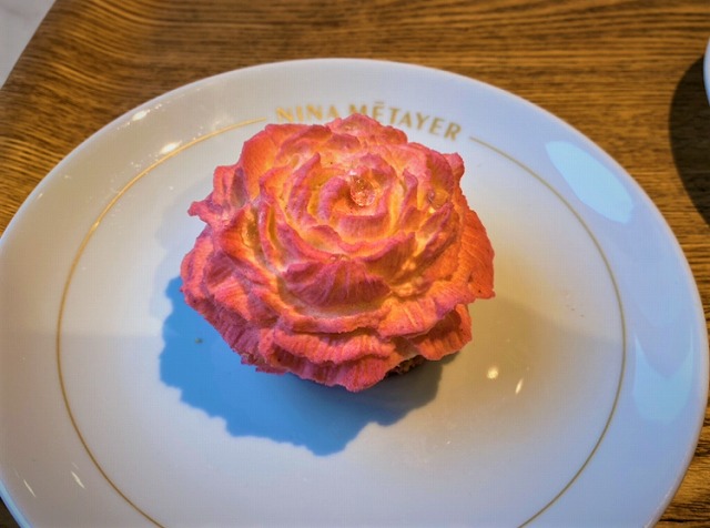 DÉLICATISSERIE PAR NINA MÉTAYER（デリカティスリ・パー・ニーナ