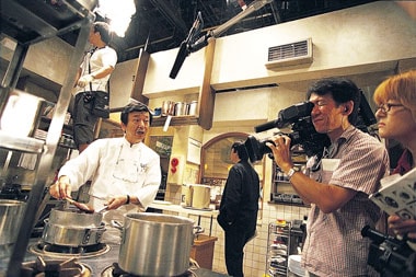 辻調グループの歩み│辻調理師専門学校-調理／製菓［大阪・東京］