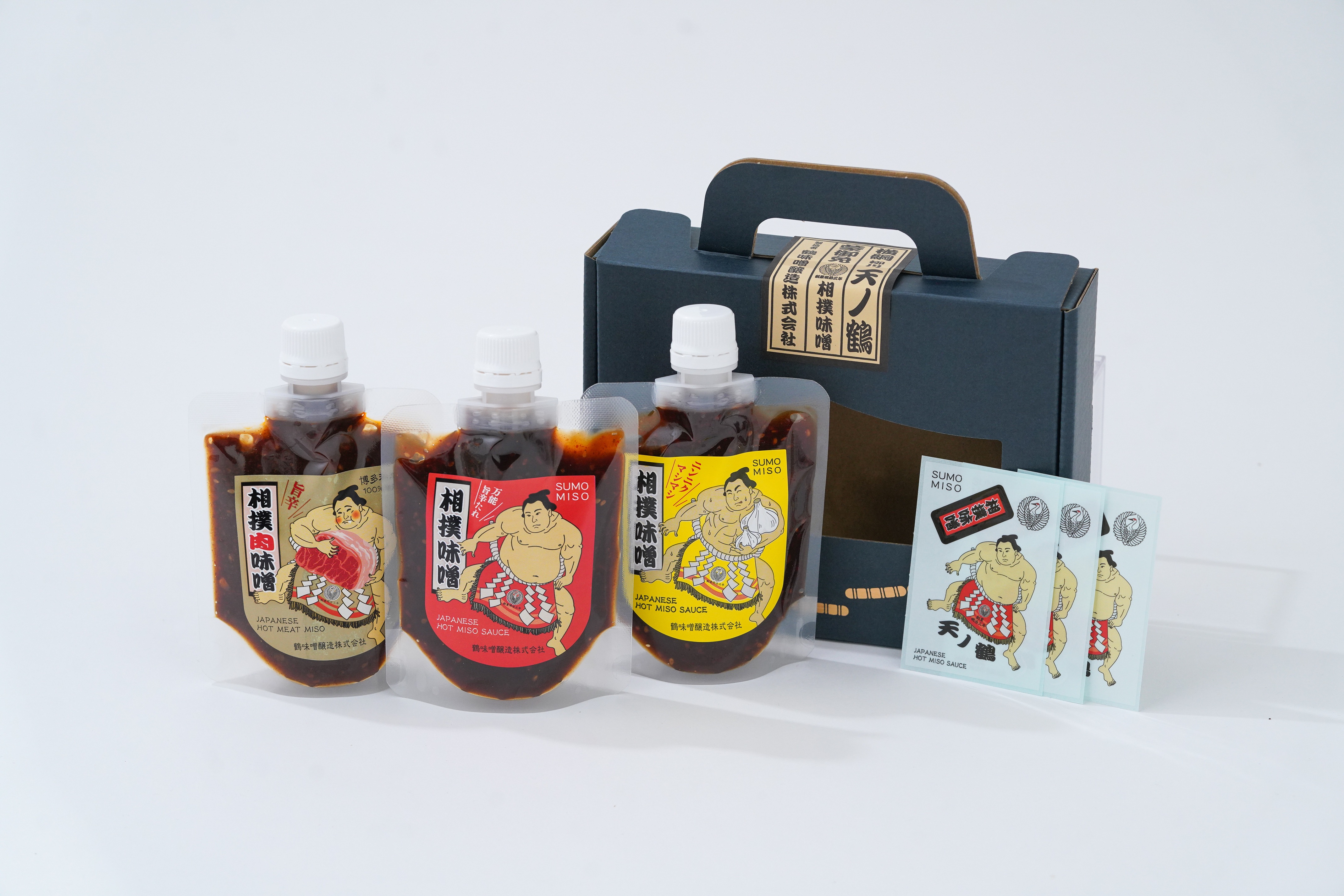相撲味噌シリーズ3本セット〈天ノ鶴ステッカー付〉 創業から変わらない