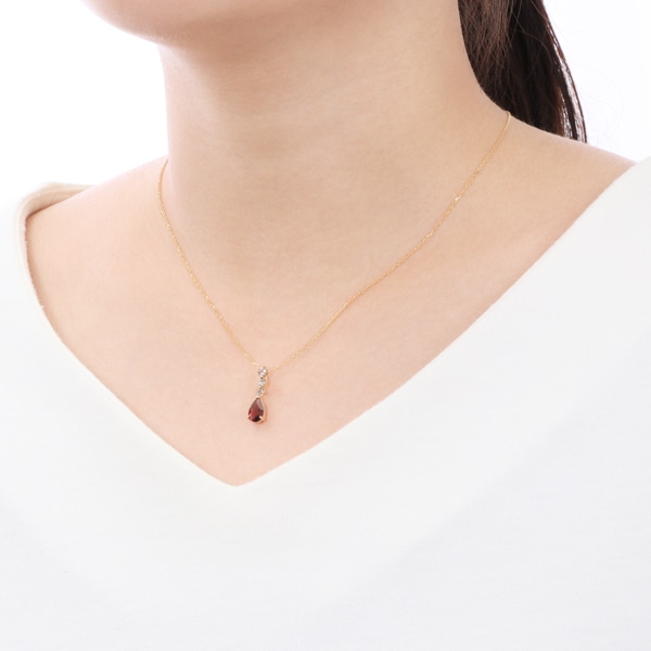 K10イエローゴールドアルマンダインガーネットネックレス(RPN526