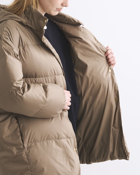 HASELEY MIDDLE DOWN PACKABLE ヘイズリー ミドル ダウン パッカブル