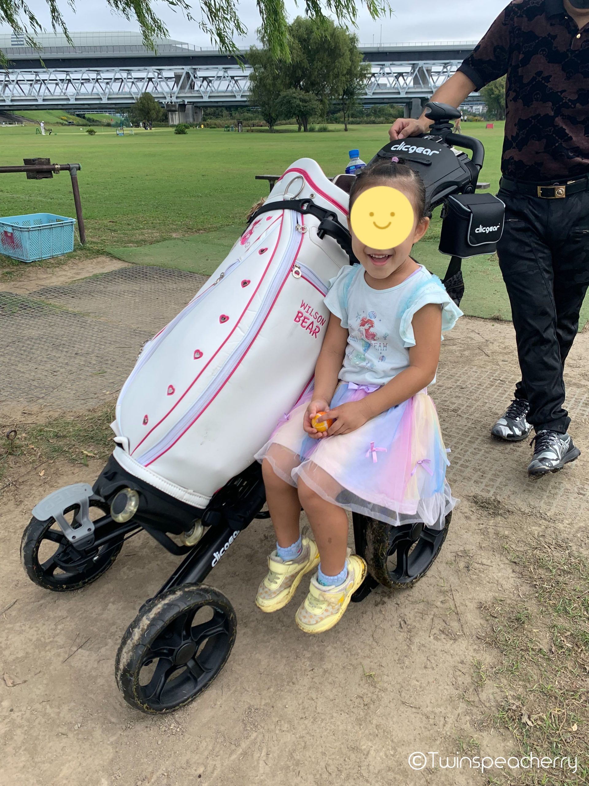 ゴルフ手押し4輪カートClicgear8+！オプション品も多数で子供との