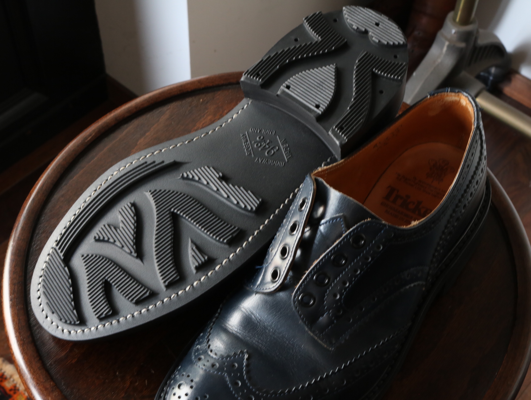 Tricker's 】トリッカーズ “BOURTON” バートン オールソール リッジ