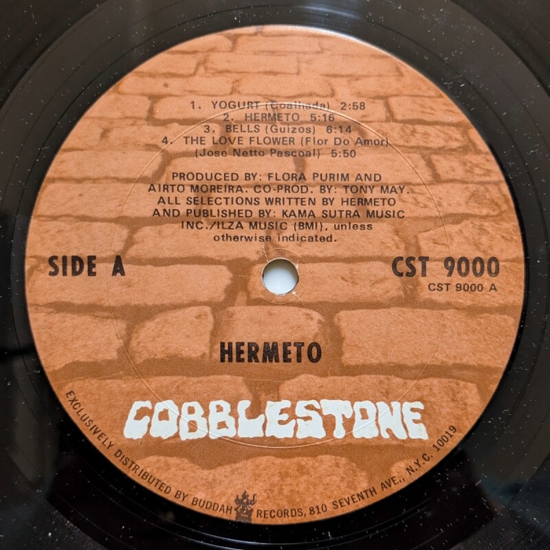 Hermeto Pascoal - Hermeto - UNIVERSOUNDS