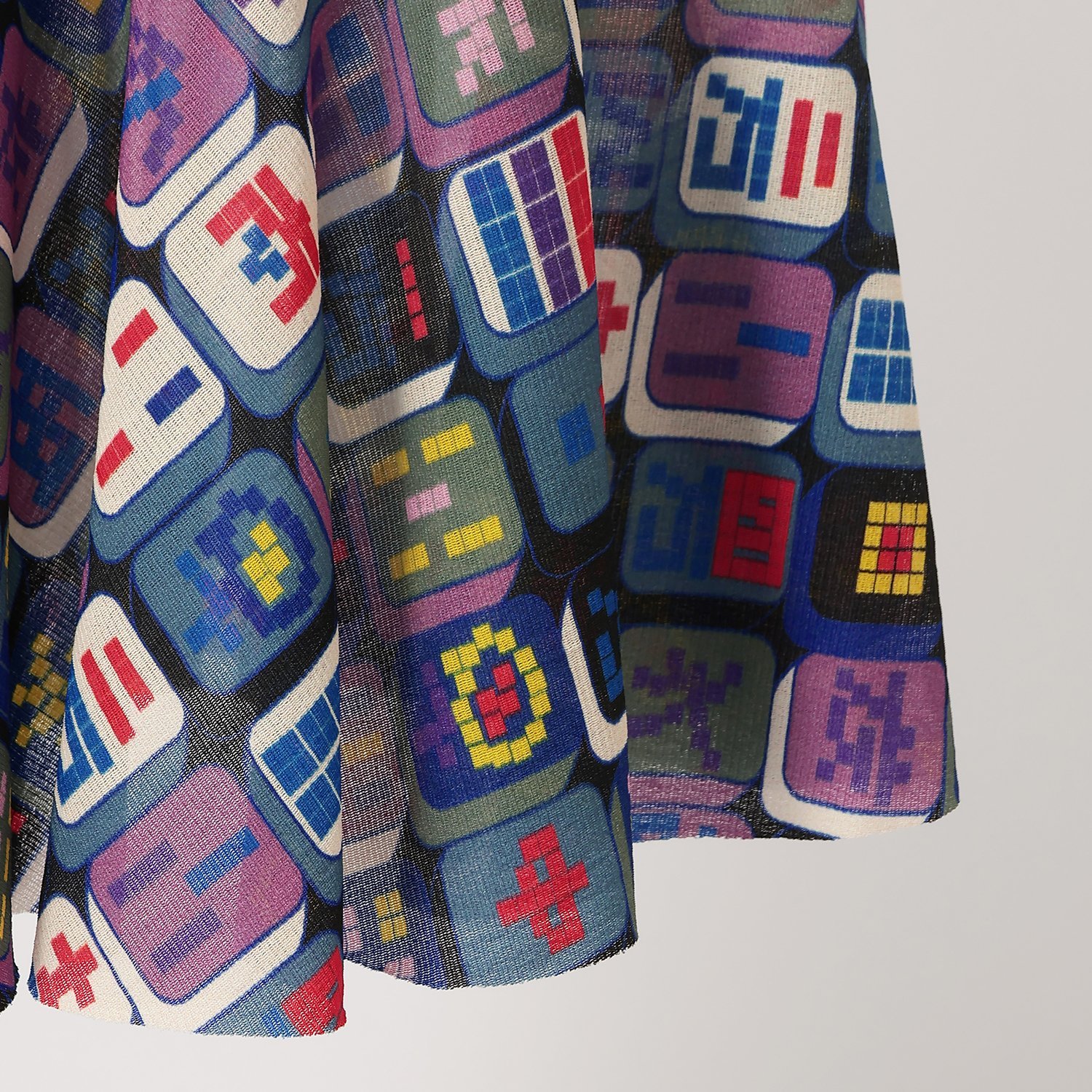 MAHJONG PRINT ON STRETCH NET ドレス｜VIVIENNE TAM（ヴィヴィアン