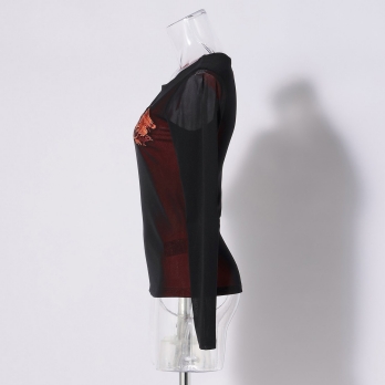 RED DRAGON EMBROIDERY ON STRETCH NETTING ブラウス｜VIVIENNE TAM