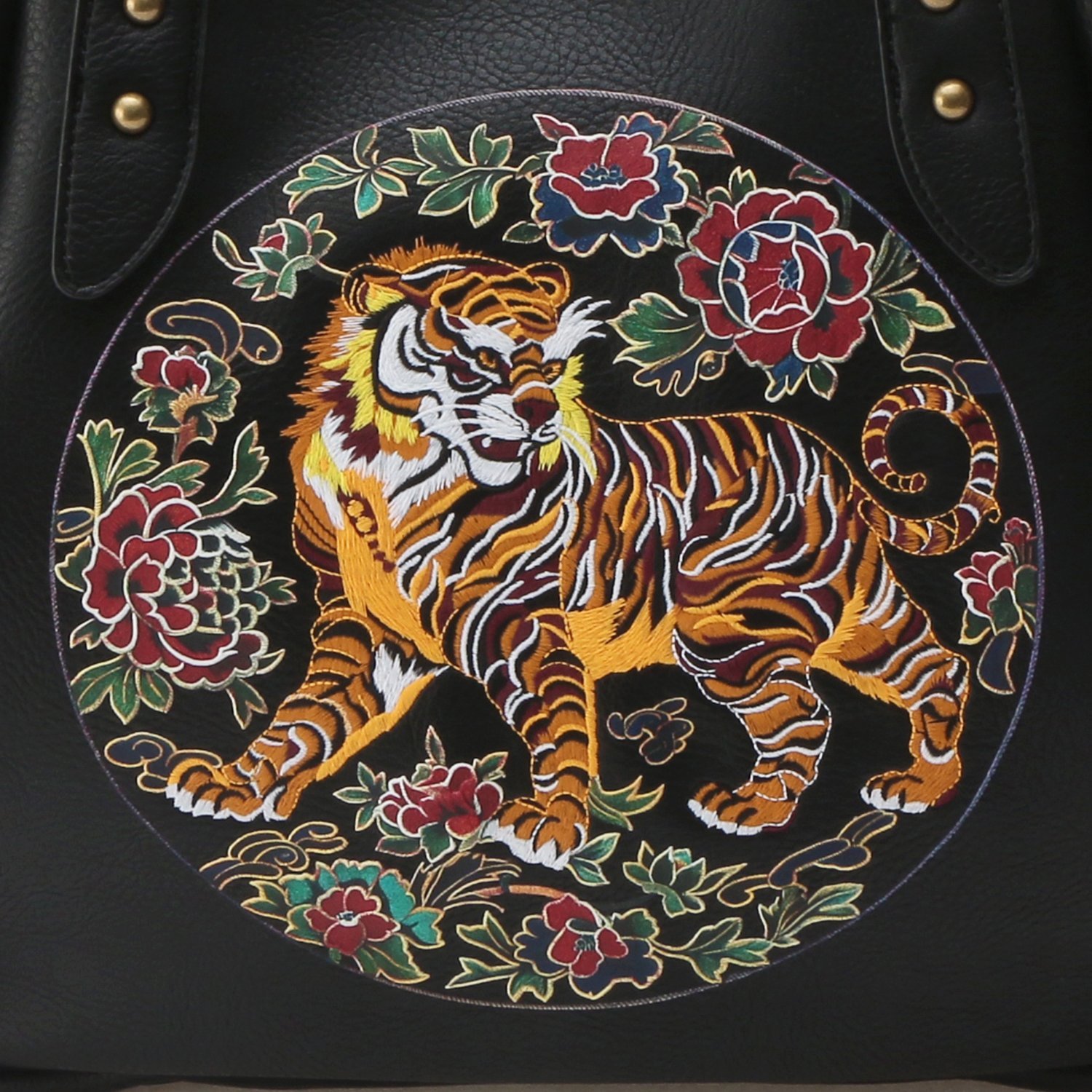 Tiger Tote bag｜VIVIENNE TAM（ヴィヴィアンタム）公式オンラインストア