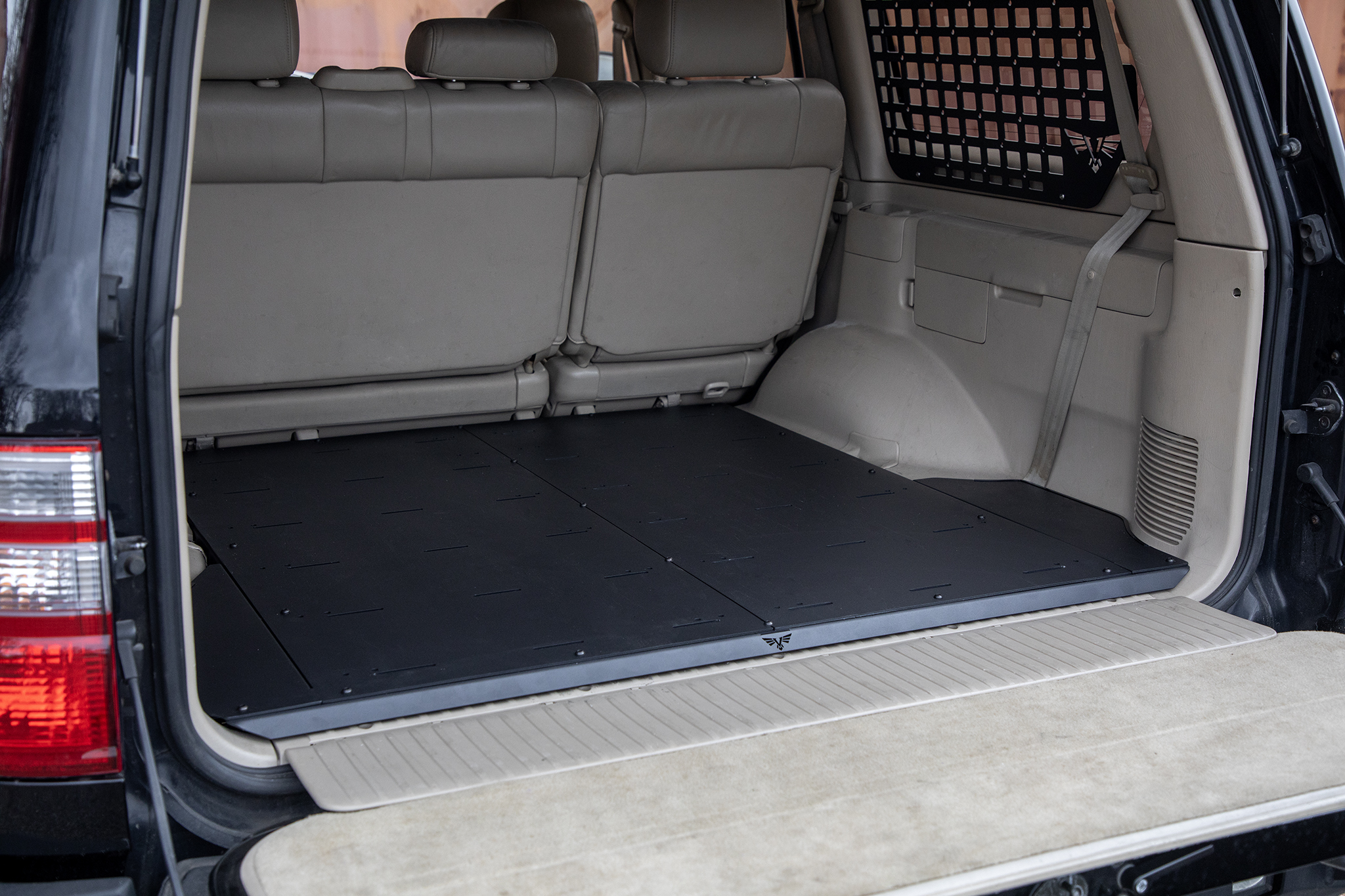 Land Cruiser Floor | 100 Series & LX470 (98-07) | Off-Grid Modular