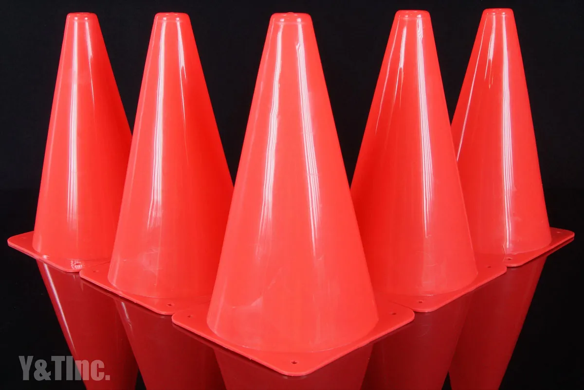パイロン・三角コーン・エクストリーム