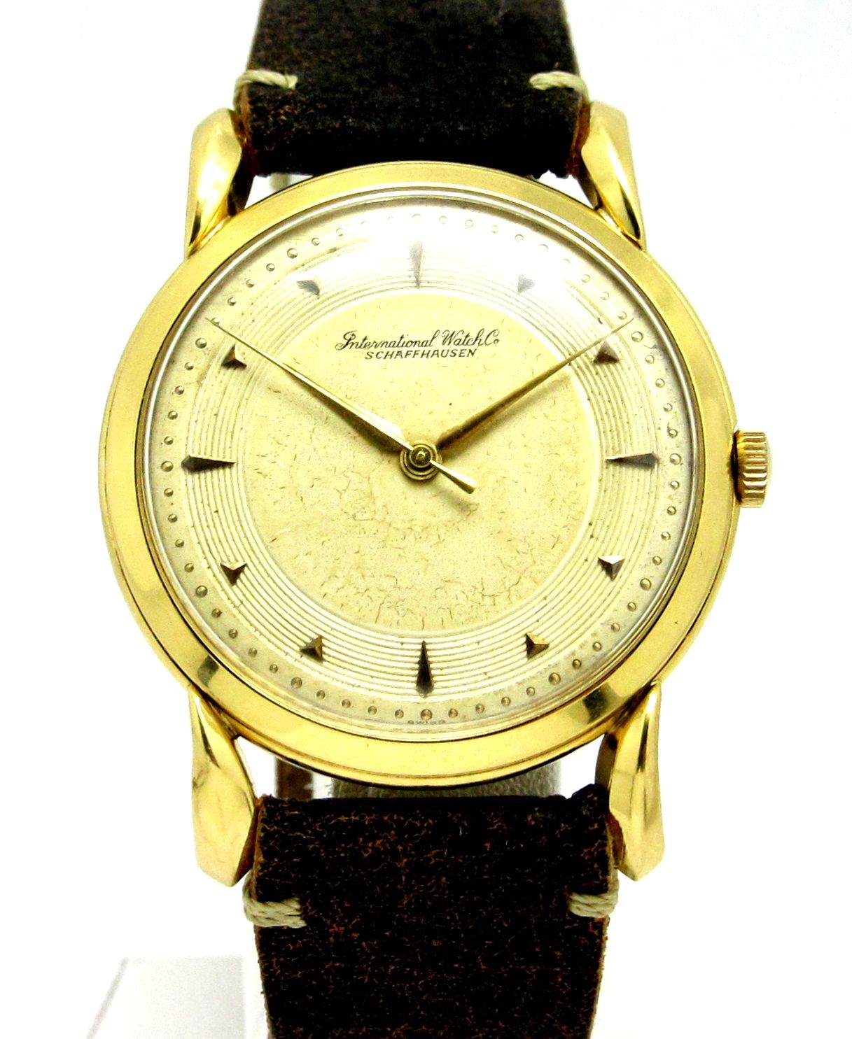 IWC (International Watch Company) ”K18YG無垢 手巻機械式ムーブCal